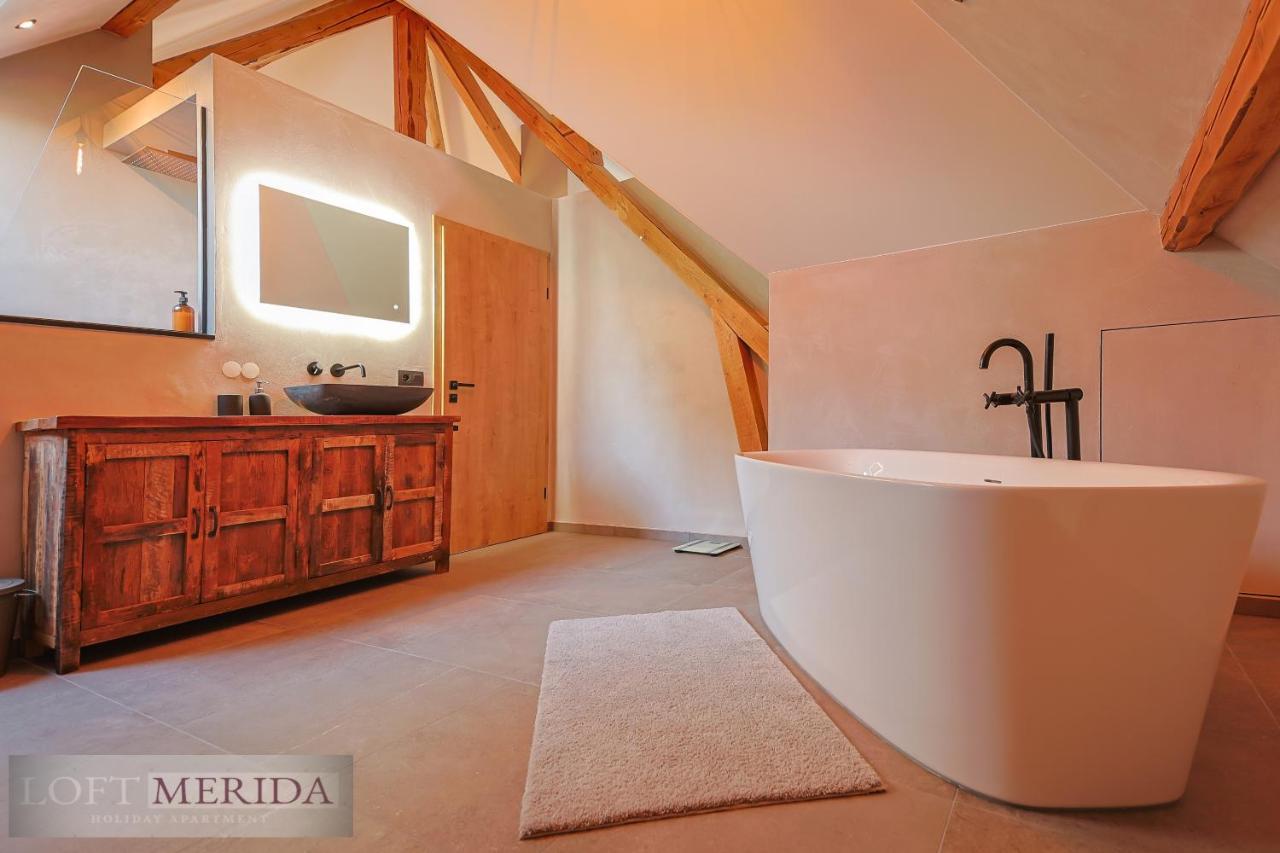 Loft Merida - Designer Apartment With Large Bathtub Бютгенбах Экстерьер фото